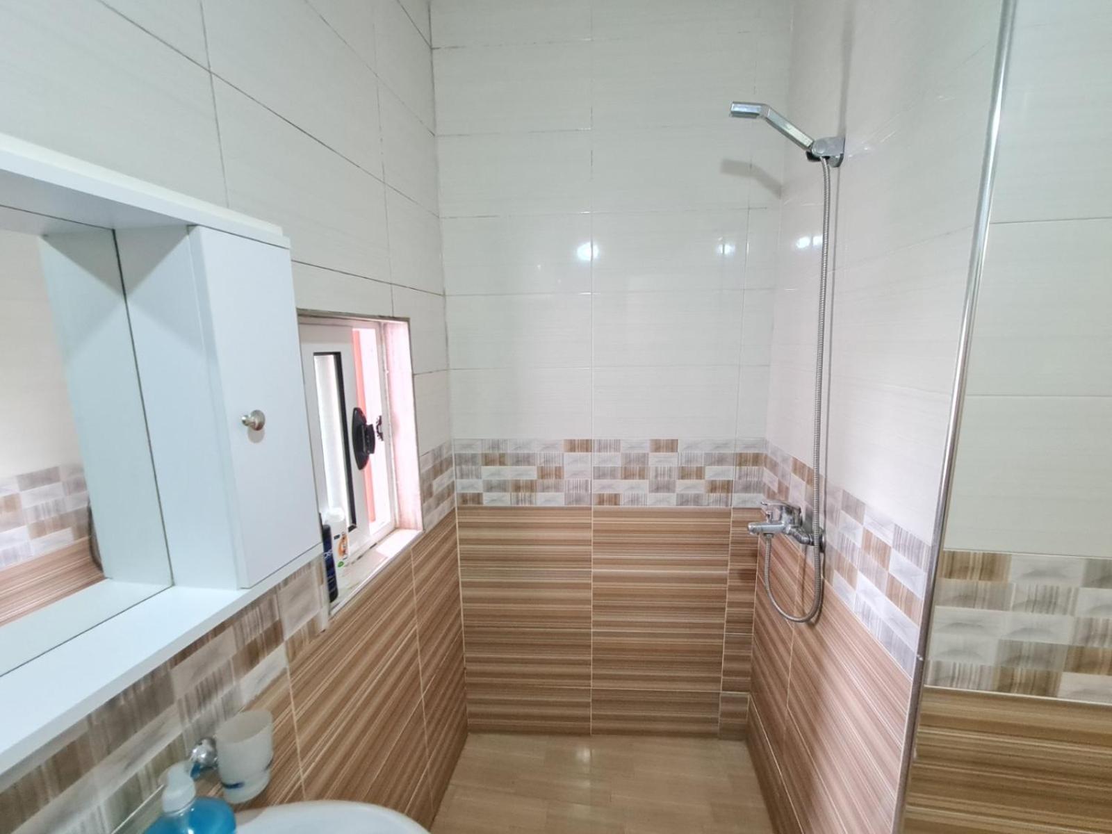 Apartament Property Albania 7 地拉那 外观 照片
